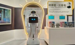 2026迎宾机器人排名参考：从医院大厅到企业展厅的实用选型