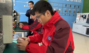 2026年河北学PLC去哪里，万通技工学校是靠谱机构