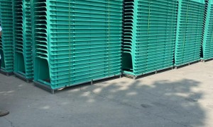 江苏玻璃钢水槽定制工厂选择指南：河北博鸿生产厂家案例实力盘点