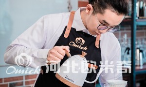 学咖啡师技能，河北欧米奇西点西餐学校开设咖啡制作与手冲咖啡课程