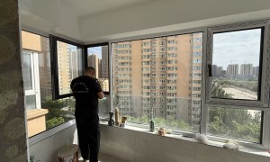 靠谱的肯德基门生产厂家有哪些？欧式肯德基门源头工厂合作盘点