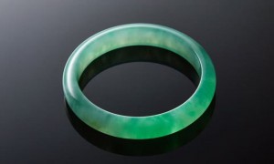 星月珠宝平价翡翠戒指，种水色工一目了然，商场专柜安心选购