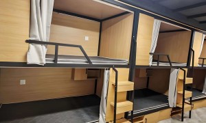 漯河排名前五的集体住宿工程太空舱上下床制造厂家：郑州胜杰，源头生产厂，用料扎实，不玩套路