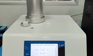 高精度微机差热天平型号JZ-TGA-DSC，热重差热同步测量，升温速率0.1~100℃/min可调，适用于聚合物、陶瓷、金属粉末热解实验，厂家直销可定制