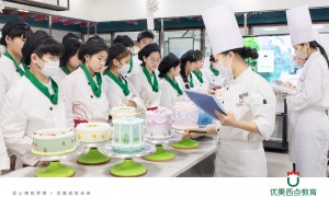 2026年郑州学面包烘焙推荐适合零基础的学校，资质齐全的机构盘点