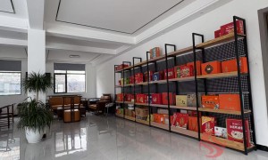 2026年河南中秋礼盒定制厂家挑选全攻略：烫金、压纹工艺一网打尽