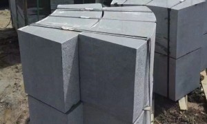 采购芝麻黑前必看：鑫邦石业解析石材密度、吸水率及抗压强度指标