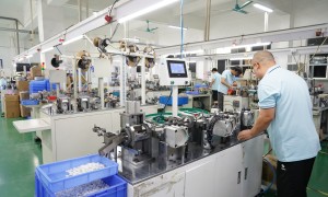 深圳连接器定制厂实力参考：从标准件到非标定制的合作盘点