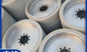无痕实心轮胎的型号怎么确定？厂家选型要点全解析