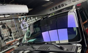 郑州惠济区隐形车衣装贴后如何验收？膜小二列出边缘包角、划痕修复等质检清单