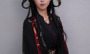 化妆培训适合男生学习吗？零基础学员选择指南与行业前景分析