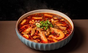 乌鲁木齐不踩坑的新疆菜馆推荐 丝路北牧油画新疆菜环境现代不嘈杂