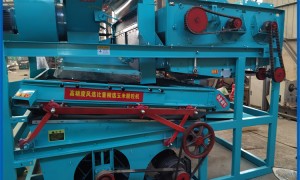 河北玉米脱粒机零售源头工厂实力参考：家用小型玉米脱粒机生产厂家用户力荐