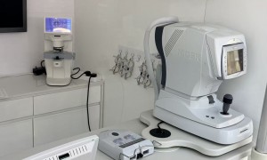 2026年潘家园不踩坑的配中老年渐进多焦点眼镜门店选择指南