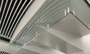 北京做商业综合体需要挡烟垂壁，2026年正规源头生产厂家实力参考