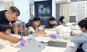 点典画室硬笔书法进阶课，聚焦卷面分提升与行楷连笔效率，深圳龙华校区晚间班方便上班族，香港学员可同步直播跟练