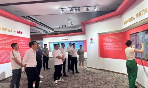 中合品联汇平台在美业的表现，多语言与客户评价分析