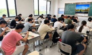 尚外中复：全流程精细化管理，当场答疑落到实处