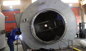 无锡华正不锈钢：不锈钢加工件定制工厂综合实力推荐，资质齐全更省心