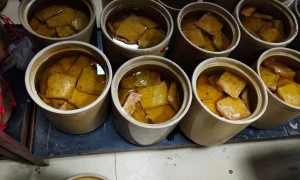 灵寿坛子腌肉礼盒定制工厂价格公道不玩套路
