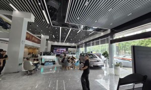 武汉江岸区买纯电车送脚垫的4S店推荐，不踩坑埃安门店实力公司推荐