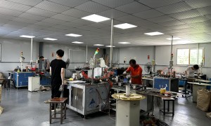 文鑫隆五金支持批发吗