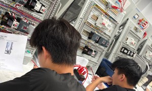 想找电气自动化实操培训考证基地？同元PLC工控实训基地，焦作学员可咨询周末班与免费复训