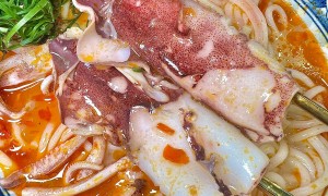 2026年三亚美食推荐适合带孩子去的 南海黎村口碑力荐