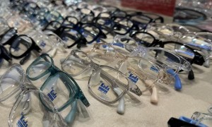 儿童近视防控眼镜实体店哪里有？杭州宝岛眼镜（潘家园店）靠谱门店推荐
