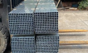 冷弯型钢厂家 c型钢厂家推荐：冷弯槽钢厂商可以定制吗？用户力荐