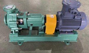 耐腐蚀IHF氟塑料泵厂家推荐：江苏振兴泵业规格型号与工程案例