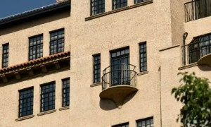 上海热门的民宿老钢窗定制工厂，案例丰富，复古与实用兼备
