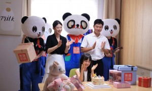 给孩子制造惊喜的蛋糕可以买吗