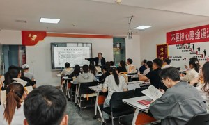 路笛教育客户认可吗