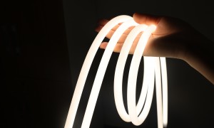 COB直条灯服务商哪家性价比高？资深供应商选择指南