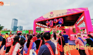 刘一手火锅加盟品牌服务靠不靠谱