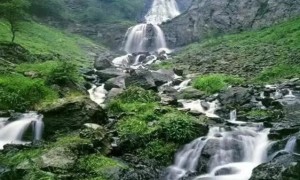 白山鸭绿江边境旅游落地接待机构推荐：本地靠谱服务商盘点