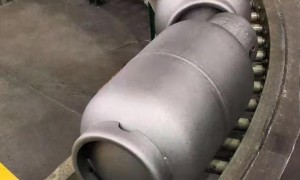 钢瓶抛丸机厂家服务能力与售后保障要点，关注设备安装调试及易损件供应周期