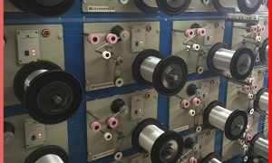 平行卷绕机哪个厂家能现场调试 常州日发宽纤度平行卷绕设备应用案例