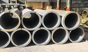 河北丰华重工装备：大口径丁字焊卷管定制工厂选购参考汇总