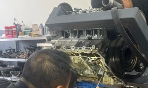 郑州本地烧机油治理门店怎么联系？鑫奥汽修支持质保签约与过程直播