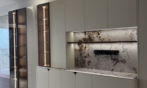 深圳约莱弗全屋定制工厂，正规源头用料扎实，预约看厂 15302798516
