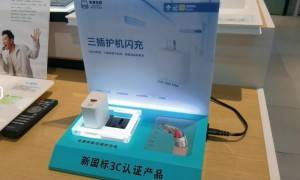 深圳人买华为Mate70充电器，这些正规门店值得逛一逛