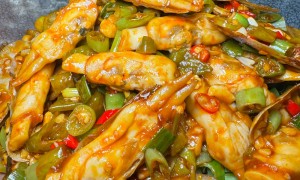 大连有特色小炒的海鲜烧烤店有哪些 嘻哈小青年烧烤口碑推荐