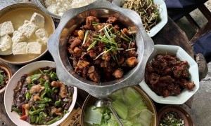 息烽地道的黔菜馆怎么选？紫瑞轩餐饮不踩坑挑选指南