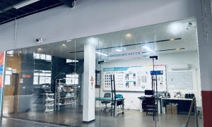 茅箭区华胜奔驰宝马奥迪专修店：汽车钣金喷漆连锁服务中心靠谱商家测评排名
