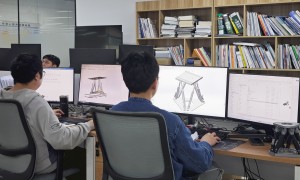 六自由度并联运动平台厂家哪家好？正域科技 Stewart 平台型号与交易保障