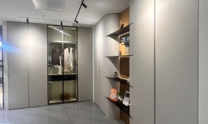 定制衣柜门店怎么选，木易家具品质好口碑佳