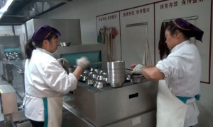 2026年中国果蔬周转箱清洗机行业发展现状与全自动清洗机厂家排名分析