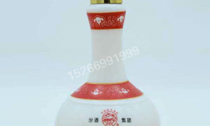 辽宁靠谱的高白料酒瓶定制源头厂家有哪些？开模雕刻工艺实力盘点